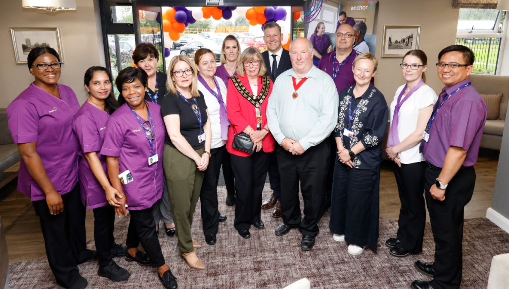 Royal Wootton Bassett Mayor Councillor Eve Silvester opens bed care home Marsh Farm Manor