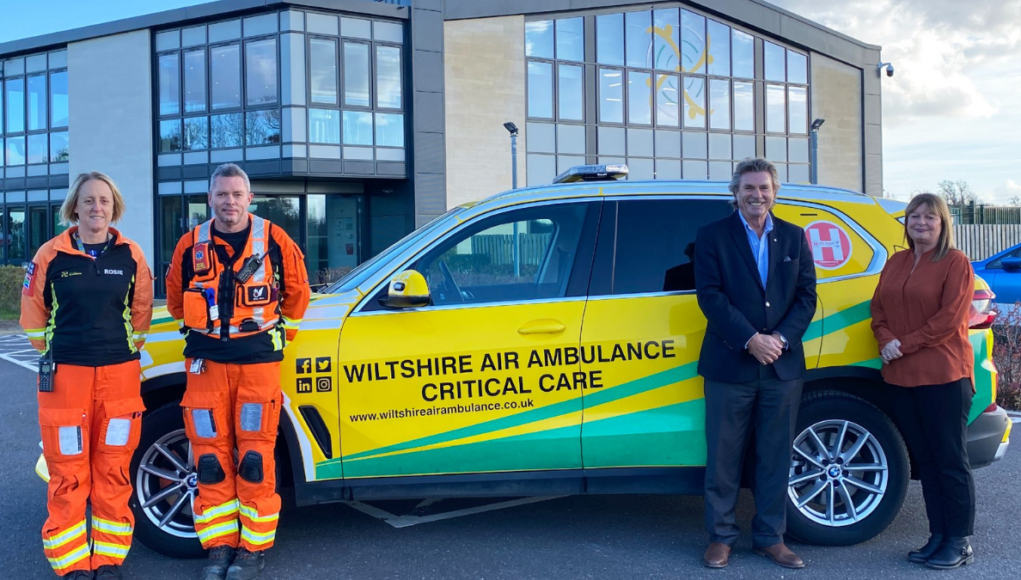 wilts air ambulance critical care car