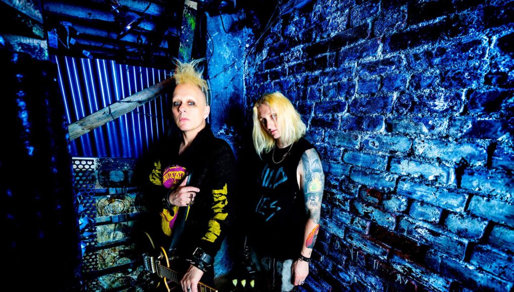 love ghost x skold