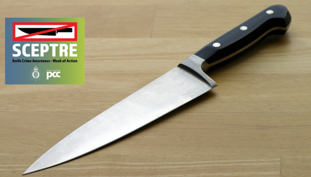 SWINDONIAN canva knife spectre logo