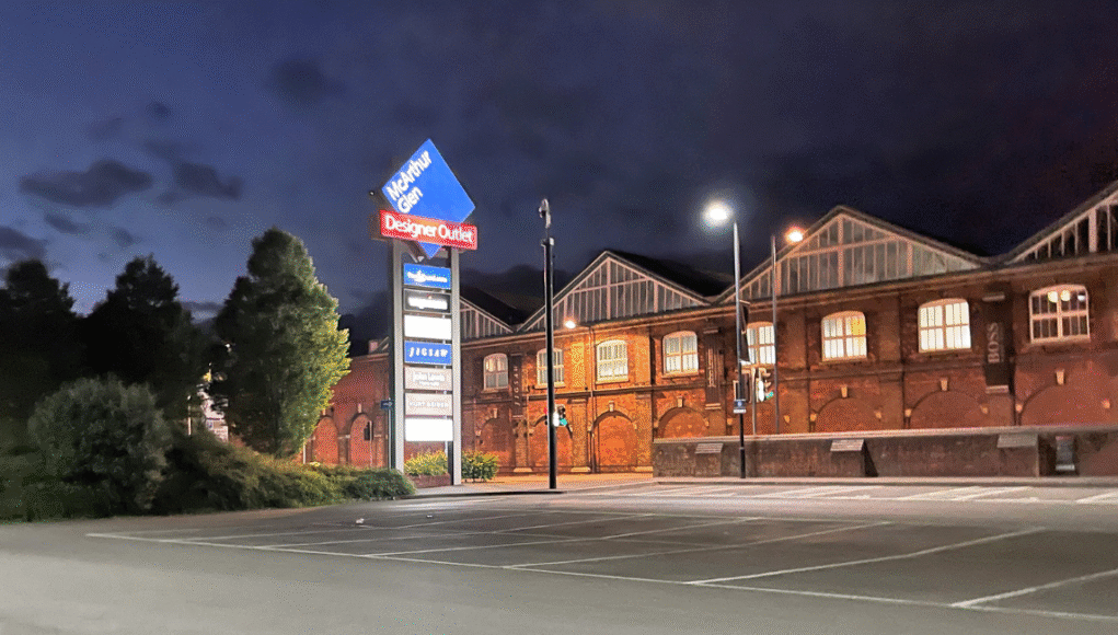 Swindonian designer outlet shaun (1)