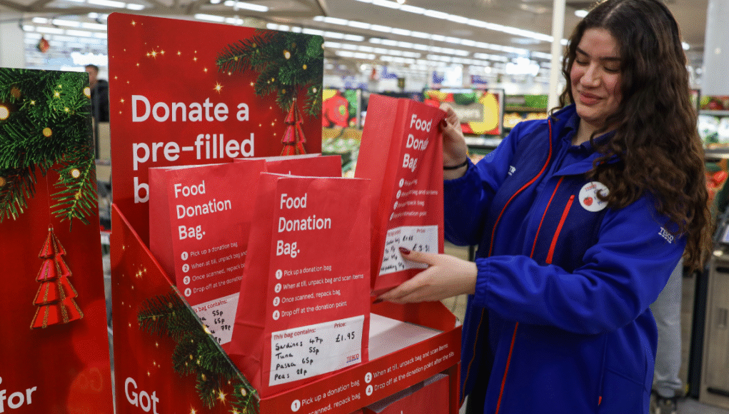 Tesco Christmas food donation